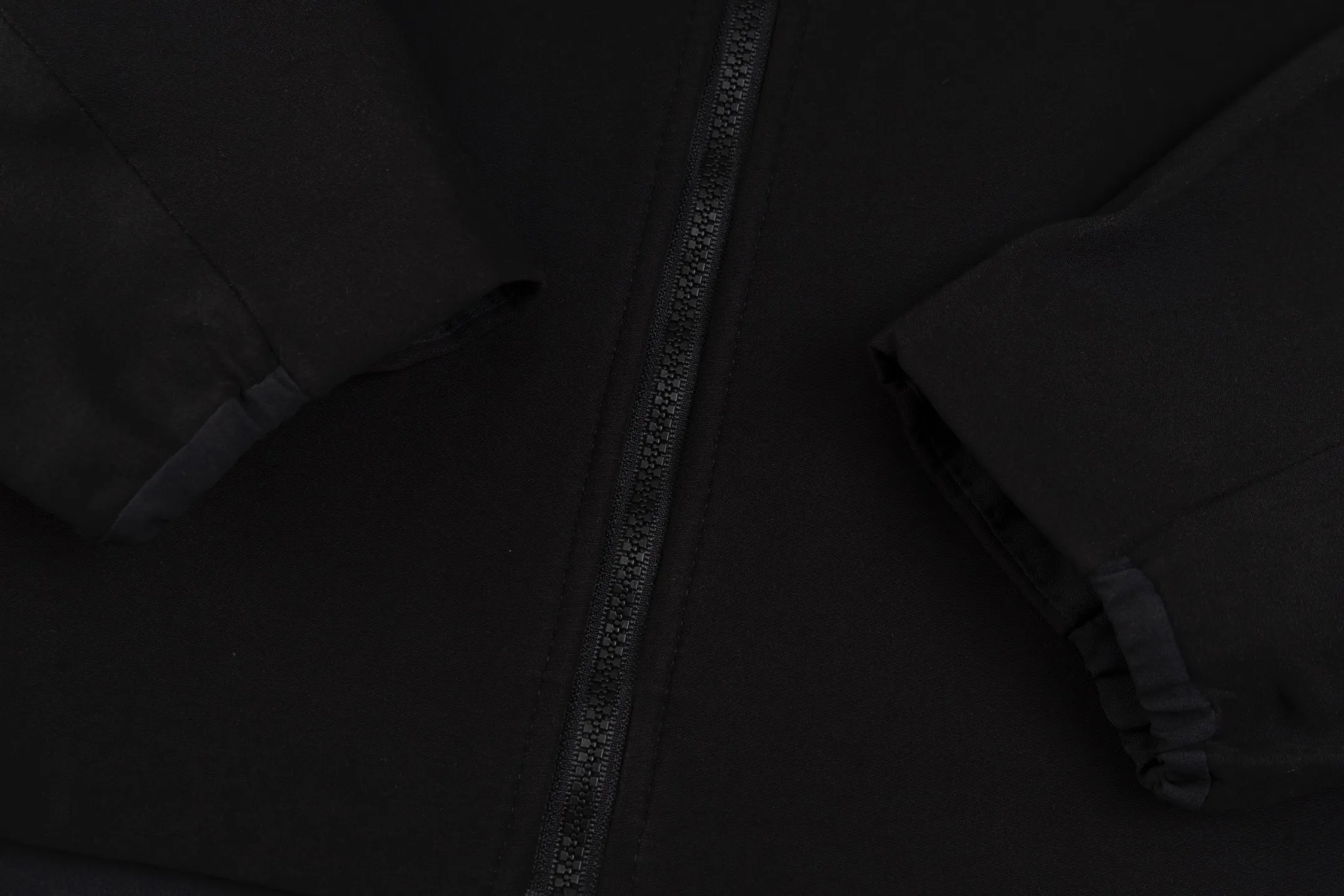 ARCTERYX GAMMA MX 100％ Series（essentials） gamma mx :Fortius 2.0 :85% ，15% :94% ，6% Gamma ，MX ， ， ， Gamma MX Top Seller， ， Series， ， ; Gamma MX ， ， ， ， ; ，New Arrival ， ， DWR ， ， ，Breathable Wind Stopper ， ， Series